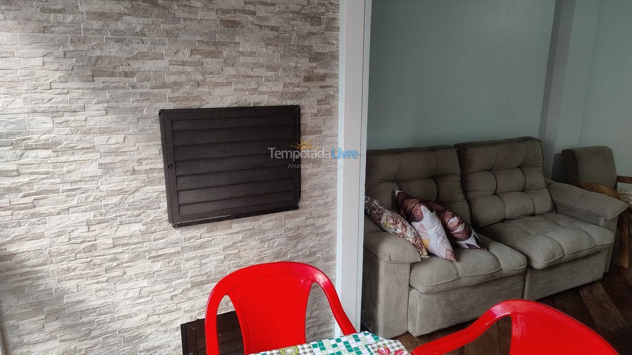 Apartment for vacation rental in Itapema (Meia Praia)