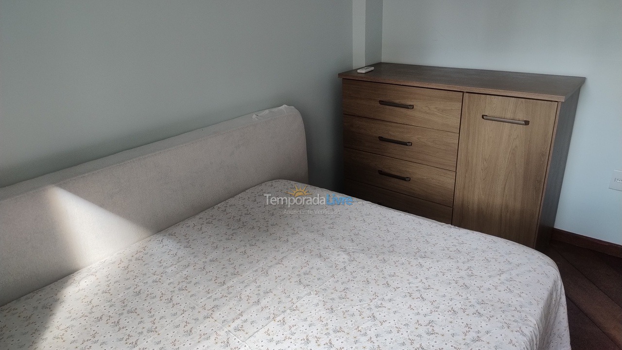 Apartment for vacation rental in Itapema (Meia Praia)