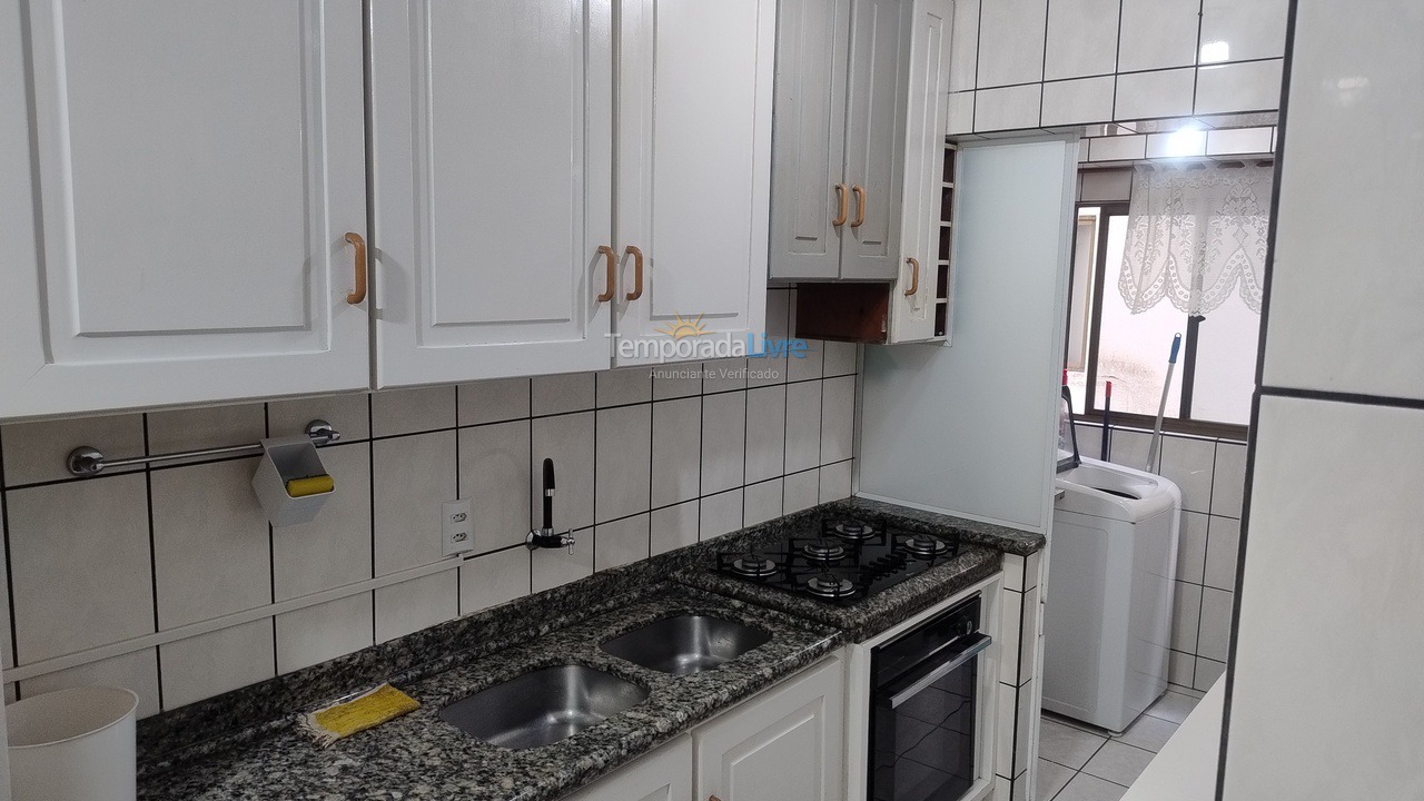 Apartment for vacation rental in Itapema (Meia Praia)