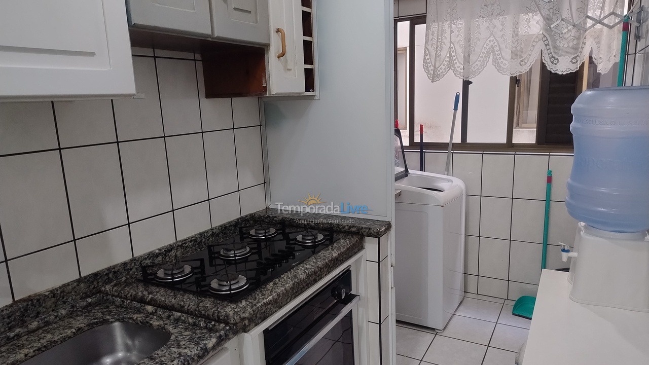 Apartment for vacation rental in Itapema (Meia Praia)