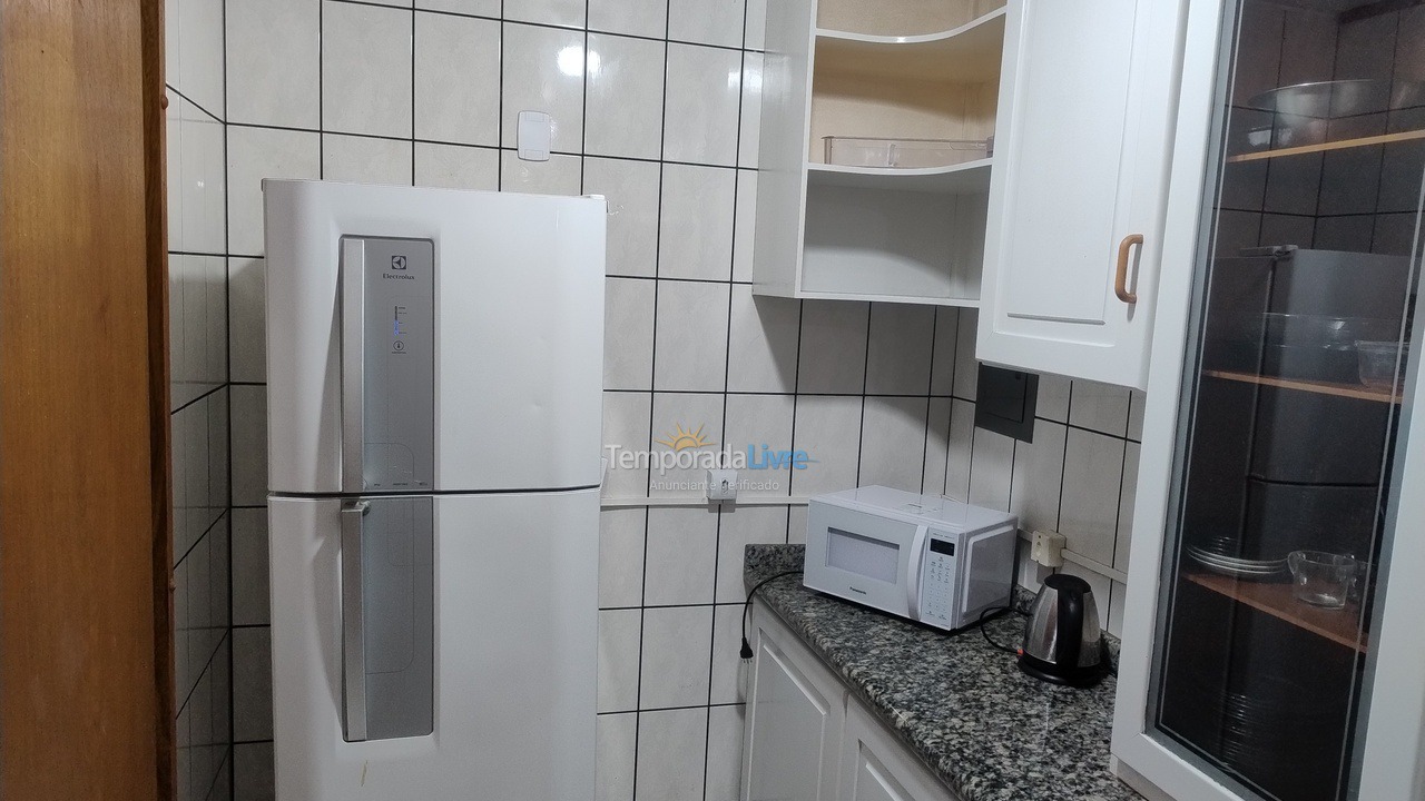 Apartment for vacation rental in Itapema (Meia Praia)