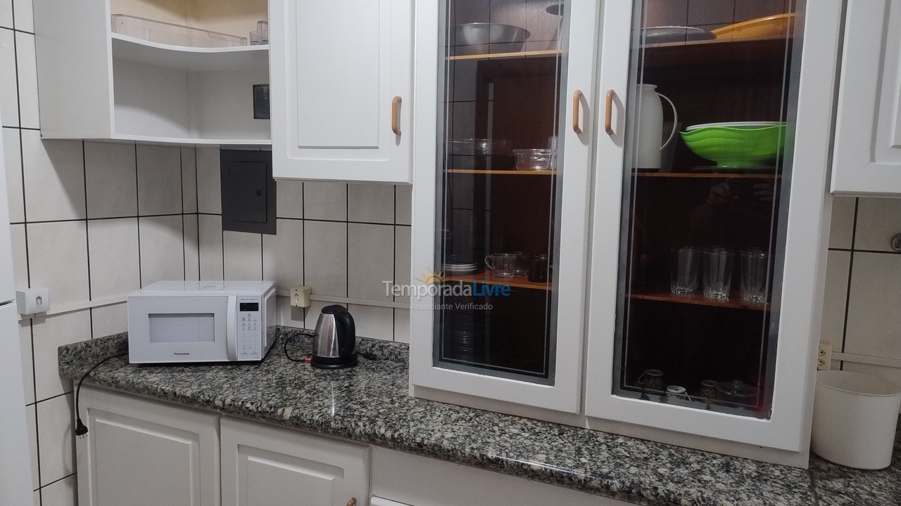 Apartment for vacation rental in Itapema (Meia Praia)