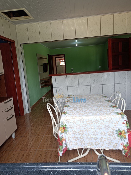 Casa para aluguel de temporada em Nazaré Paulista (Sertãozinho)