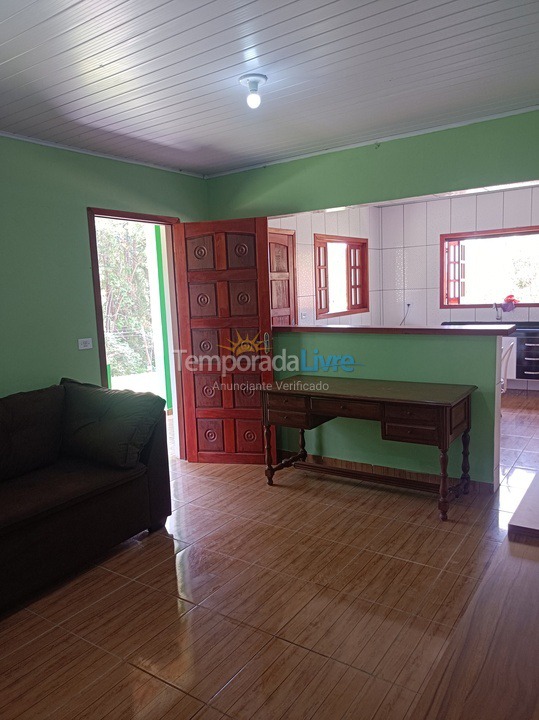 Casa para aluguel de temporada em Nazaré Paulista (Sertãozinho)