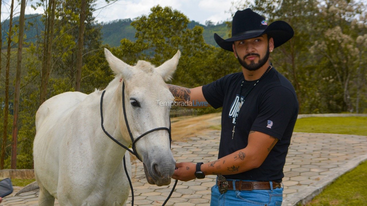 Casa para aluguel de temporada em Nazaré Paulista (Sertãozinho)