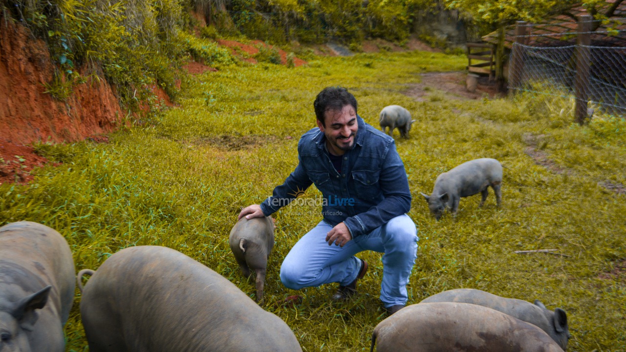 Casa para aluguel de temporada em Nazaré Paulista (Sertãozinho)