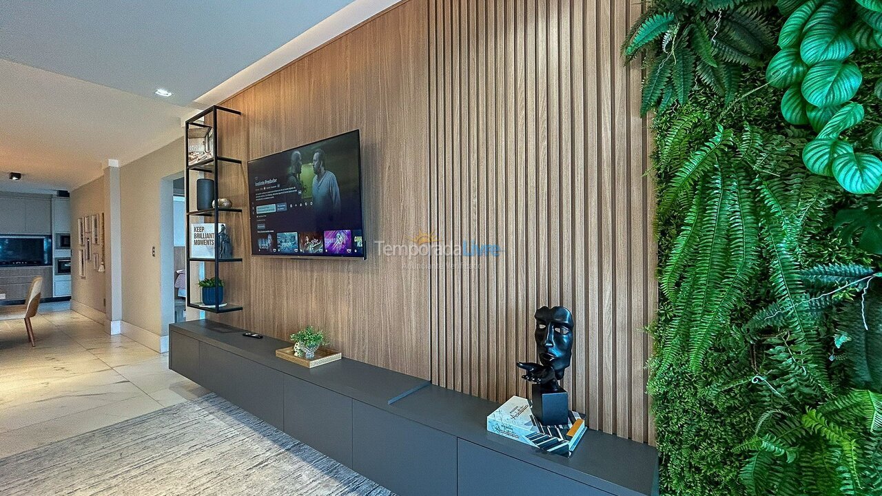 Apartamento para aluguel de temporada em Bombinhas (Praia de Bombas)