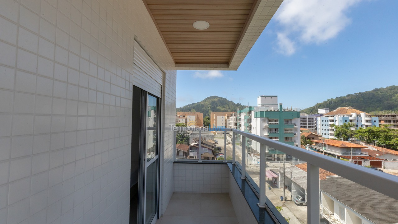 Apartamento para aluguel de temporada em Ubatuba (Praia das Toninhas)