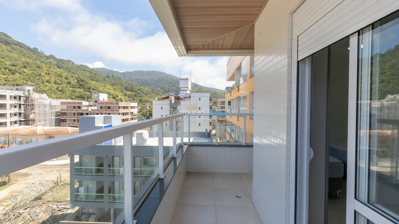 Apartamento para aluguel de temporada em Ubatuba (Praia das Toninhas)