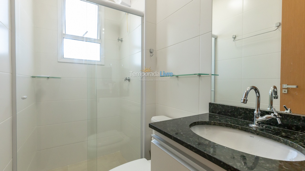 Apartamento para aluguel de temporada em Ubatuba (Praia das Toninhas)