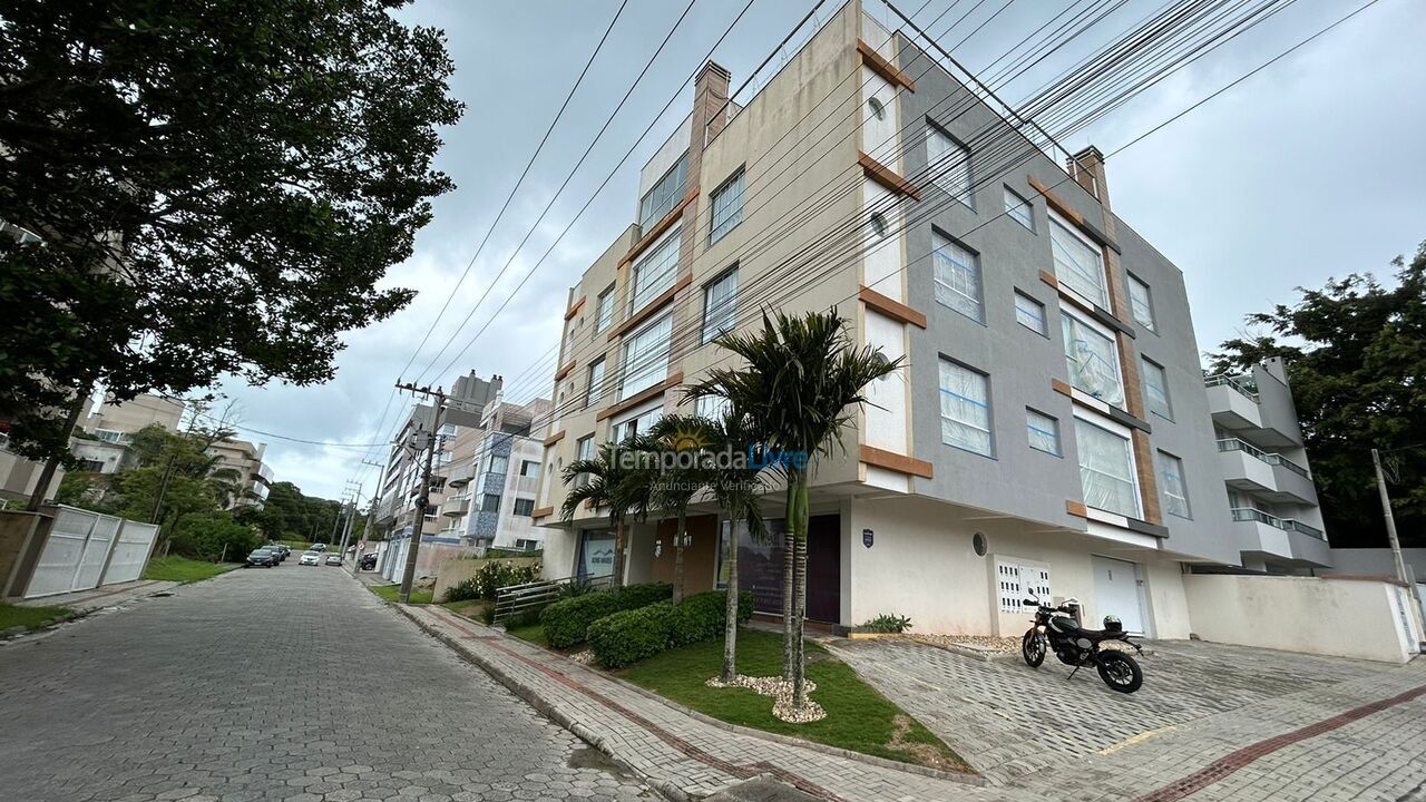 Apartment for vacation rental in Bombinhas (Praia de Bombas)