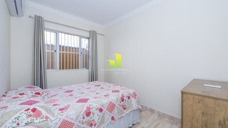 Beachfront House in Bombas for 8 people