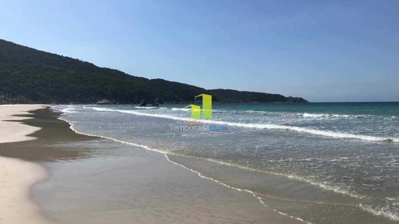 House for vacation rental in Bombinhas (Praia de Bombas)