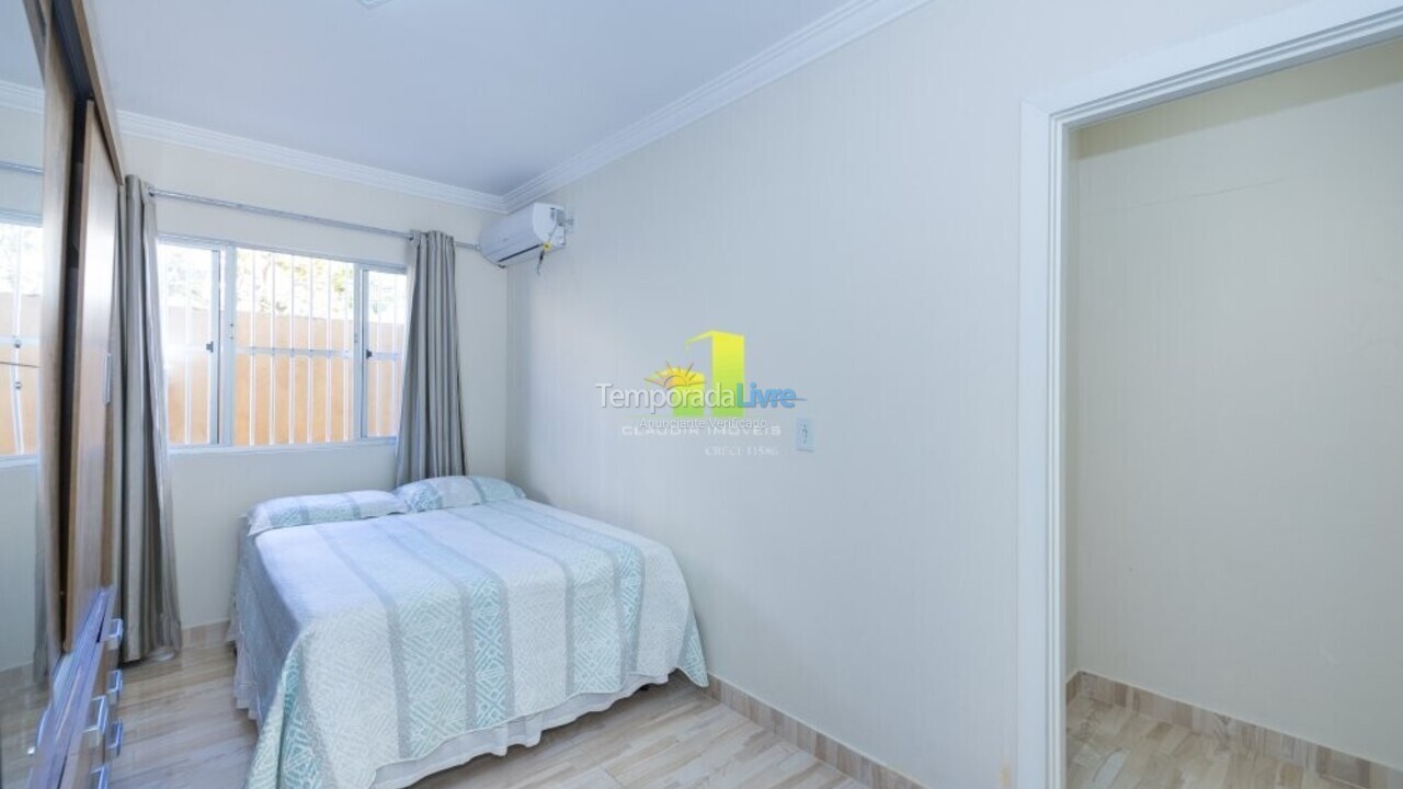 House for vacation rental in Bombinhas (Praia de Bombas)