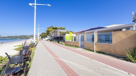 House for rent in Bombinhas - Praia de Bombas