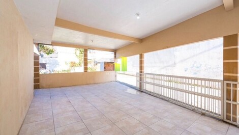 Beachfront House in Bombas for 8 people
