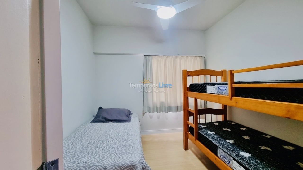 Apartamento para aluguel de temporada em Balneário Camboriú (Praia Central)