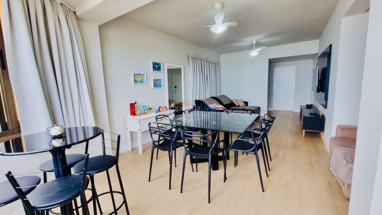 Apartamento para aluguel de temporada em Balneário Camboriú (Praia Central)