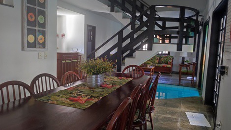 House 100 meters from the beach in the Salga condominium