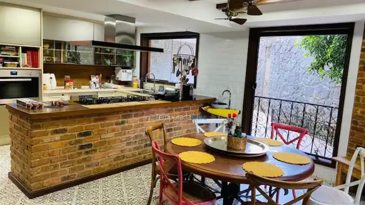 Casa para aluguel de temporada em Rio de Janeiro (Barra da Tijuca)