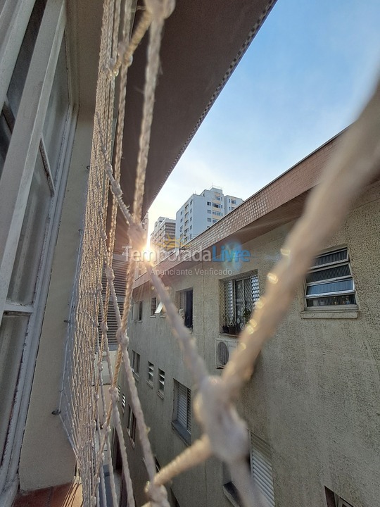 Apartamento para aluguel de temporada em Guarujá (Pitangueiras)