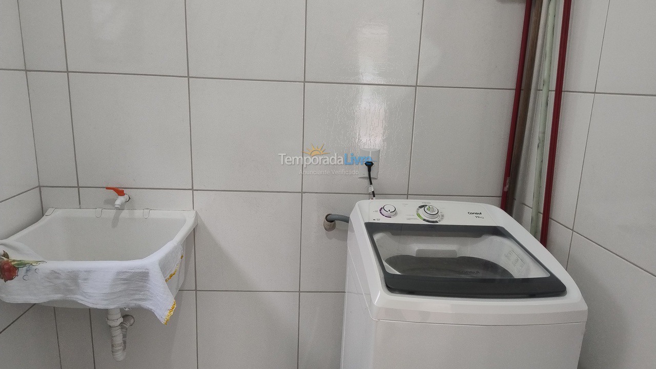 Apartment for vacation rental in Itapema (Meia Praia)