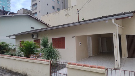 Apartment for rent in Itapema - Meia Praia