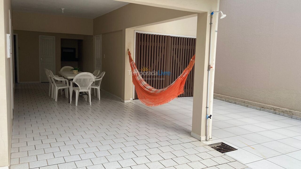 Apartment for vacation rental in Itapema (Meia Praia)