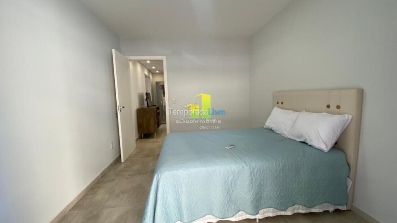 Casa para aluguel de temporada em Bombinhas (Praia de Bombas)