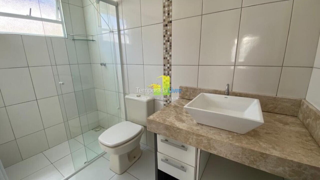 Casa para aluguel de temporada em Bombinhas (Praia de Bombas)