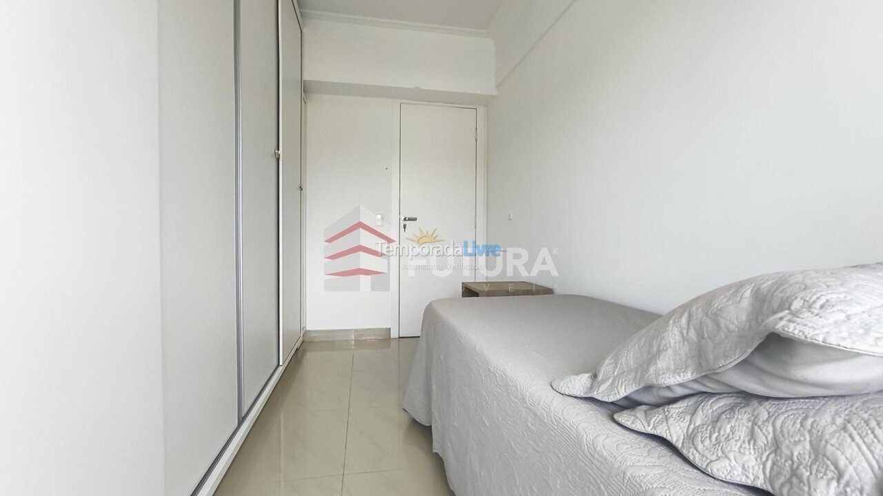 Apartment for vacation rental in Bombinhas (Praia de Bombas)