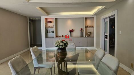 Beautiful house with panoramic views in a prime location in the city