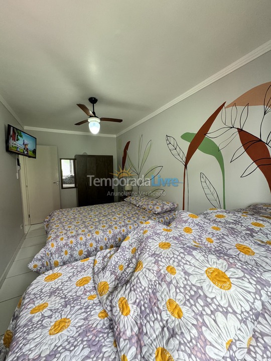 Apartamento para aluguel de temporada em Ubatuba (Praia Grande)
