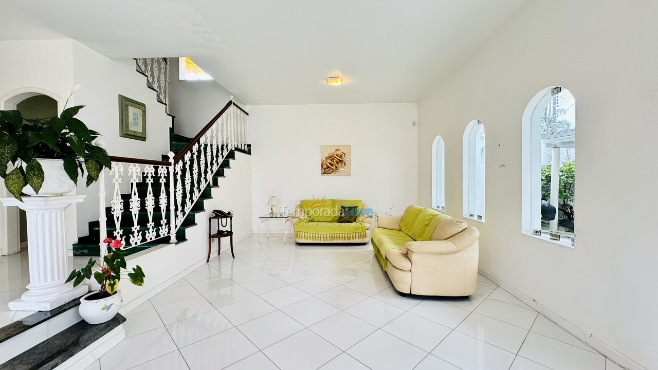 Casa para aluguel de temporada em Guarujá (Praia do Pernambuco)