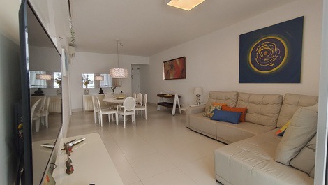 Aparte. Riviera de São Lourenço 4 dormitorios con 2 suites mod. 8