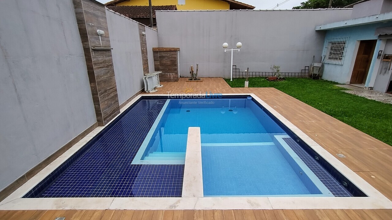 Casa para aluguel de temporada em Bertioga (Praia do Indaiá)