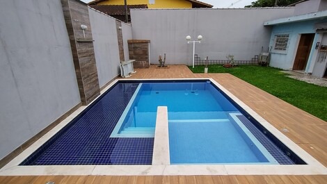 Cantão do Indaiá Casa Pé na Areia em Bertioga