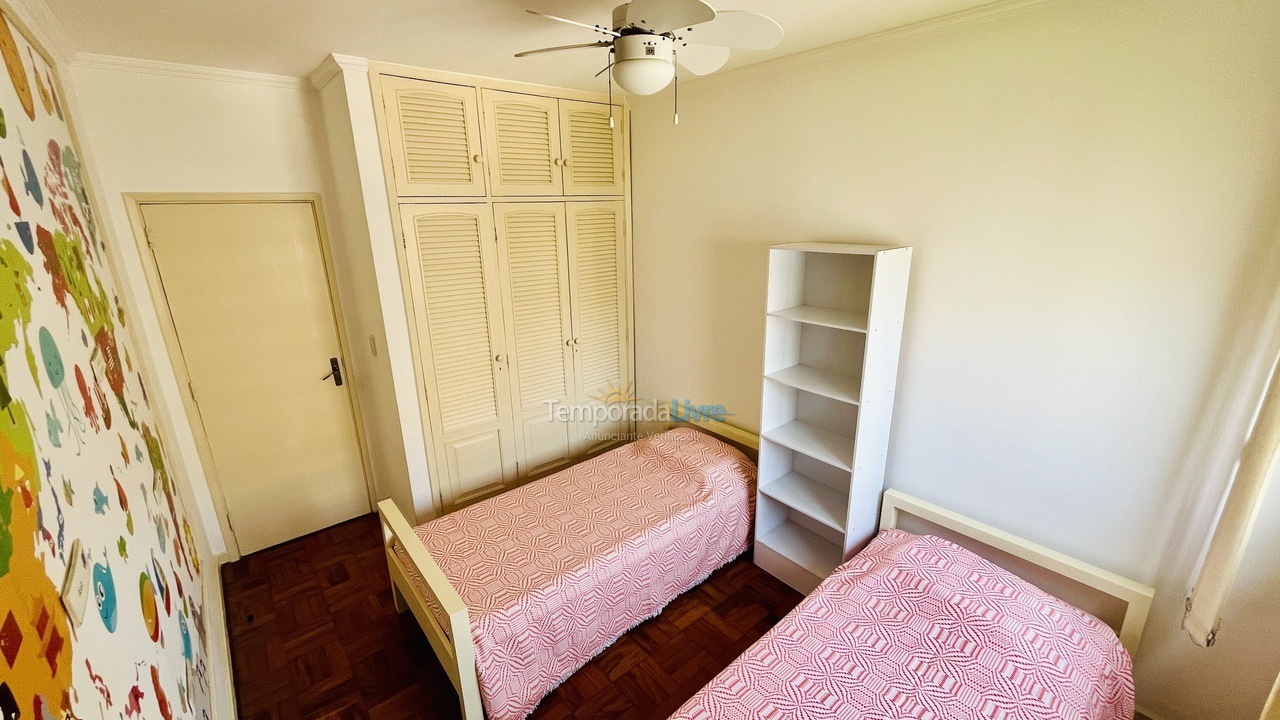 Apartamento para aluguel de temporada em Guarujá (Pitangueiras)