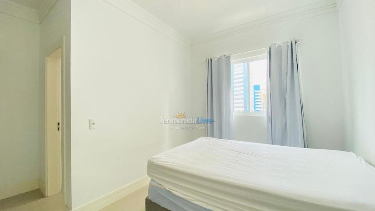 Apartment for vacation rental in Itapema (Meia Praia)