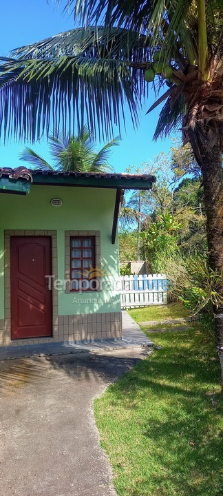 Casa para aluguel de temporada em Caraguatatuba (Praia da Cocanha Massaguaçu)