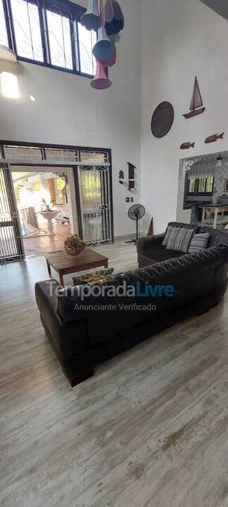 Casa para aluguel de temporada em Bertioga (Praia de Guaratuba)