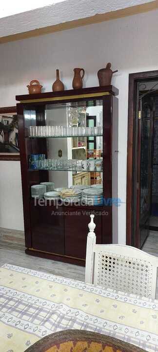 Casa para aluguel de temporada em Bertioga (Praia de Guaratuba)