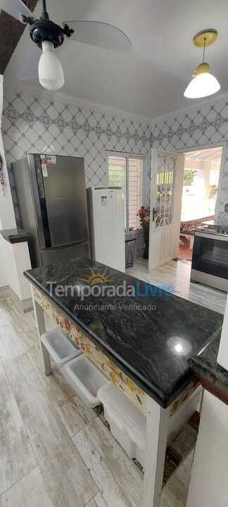 Casa para aluguel de temporada em Bertioga (Praia de Guaratuba)