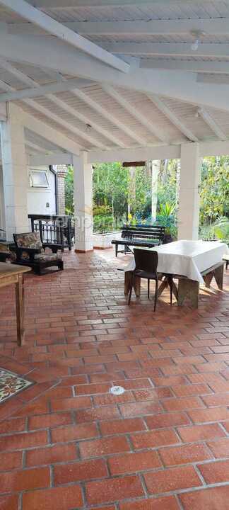 Casa para aluguel de temporada em Bertioga (Praia de Guaratuba)