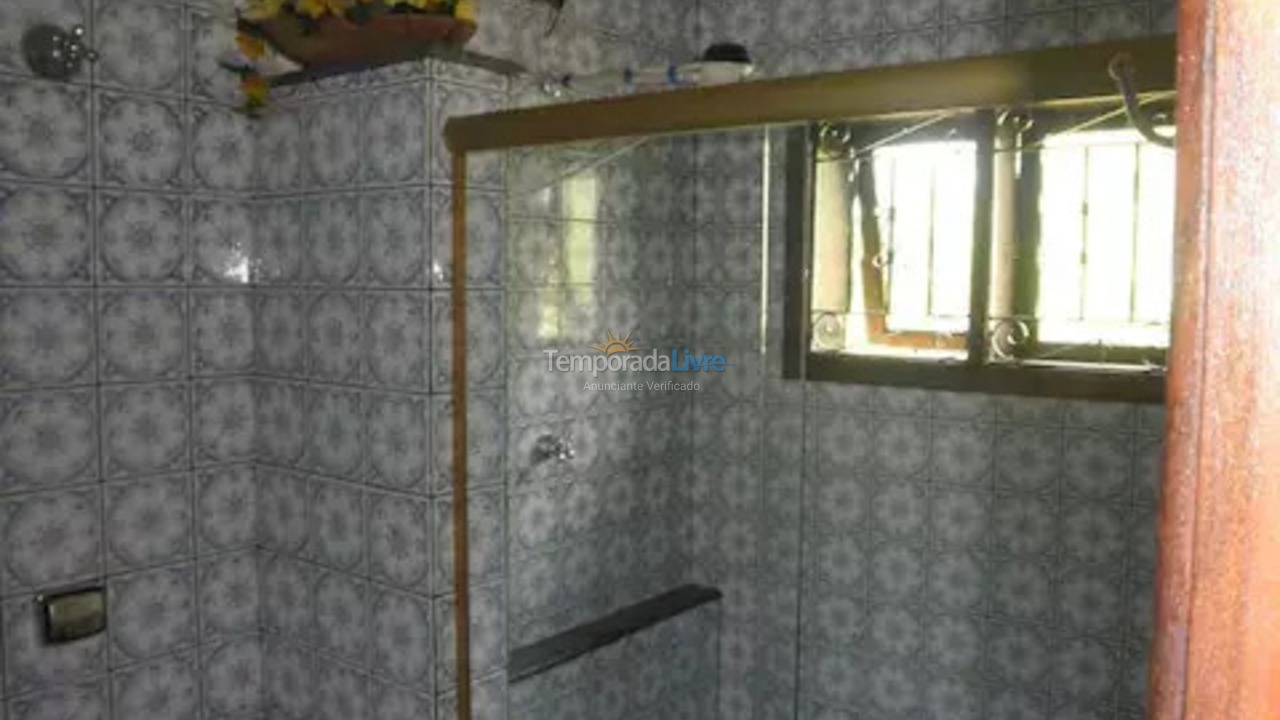 Casa para aluguel de temporada em Bertioga (Praia de Guaratuba)