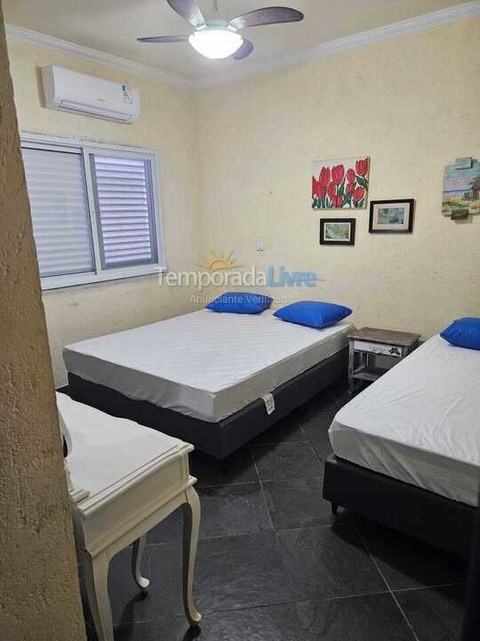 Casa para aluguel de temporada em Bertioga (Praia de Guaratuba)