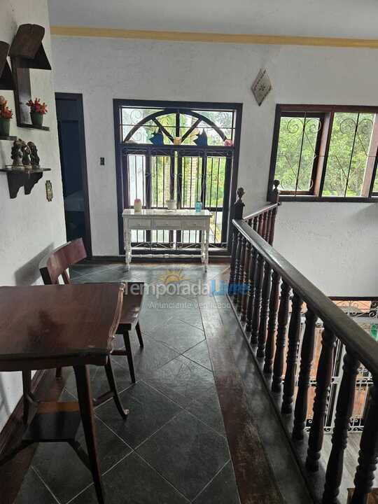 Casa para aluguel de temporada em Bertioga (Praia de Guaratuba)