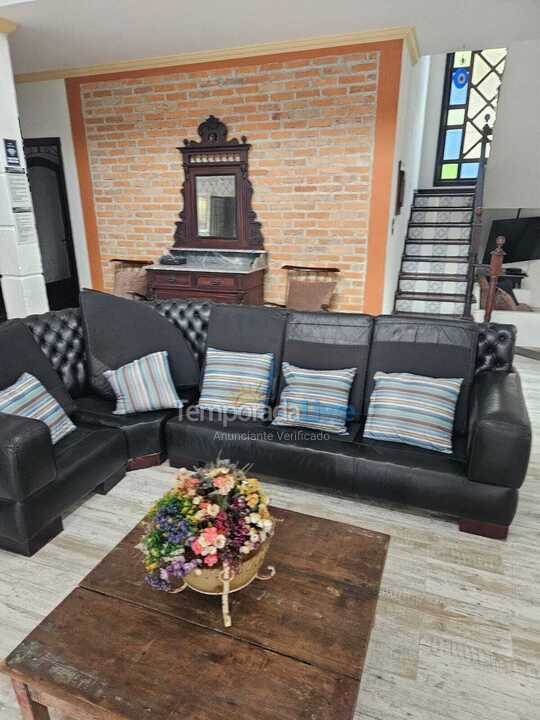 Casa para aluguel de temporada em Bertioga (Praia de Guaratuba)