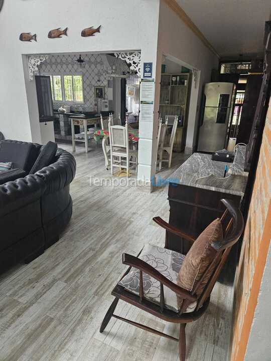 Casa para aluguel de temporada em Bertioga (Praia de Guaratuba)