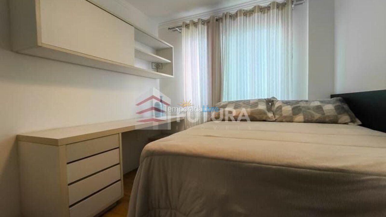 Apartamento para aluguel de temporada em Bombinhas (Praia de Bombas)